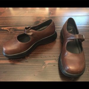 Dansko MaryJane shoes
